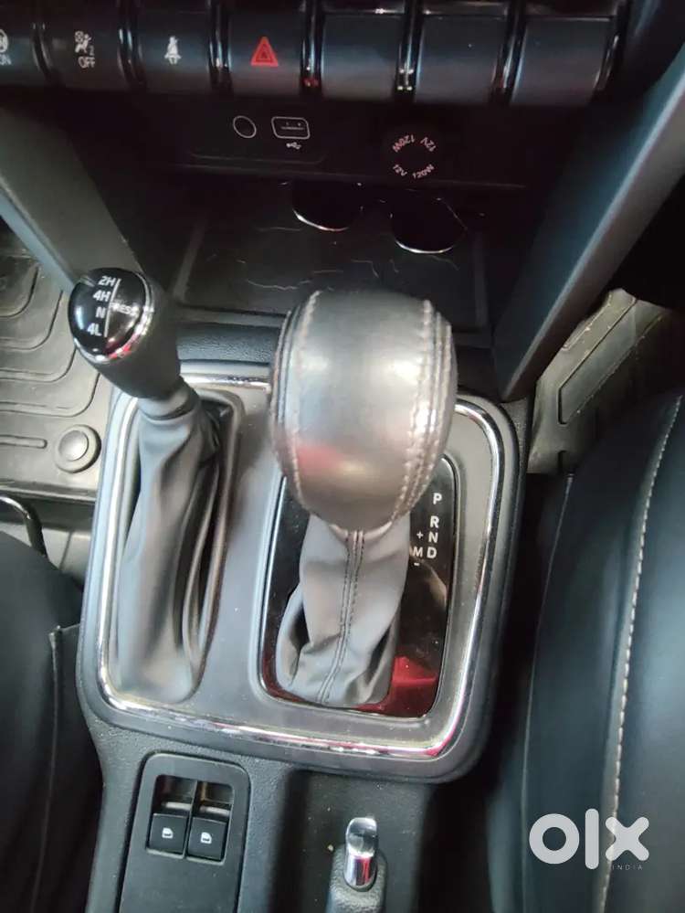 Mahindra Thar Petrol 2022