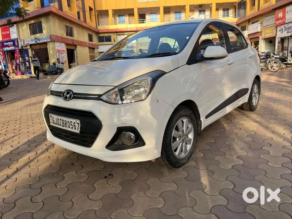 Hyundai Xcent 2015 Diesel Well Maintained