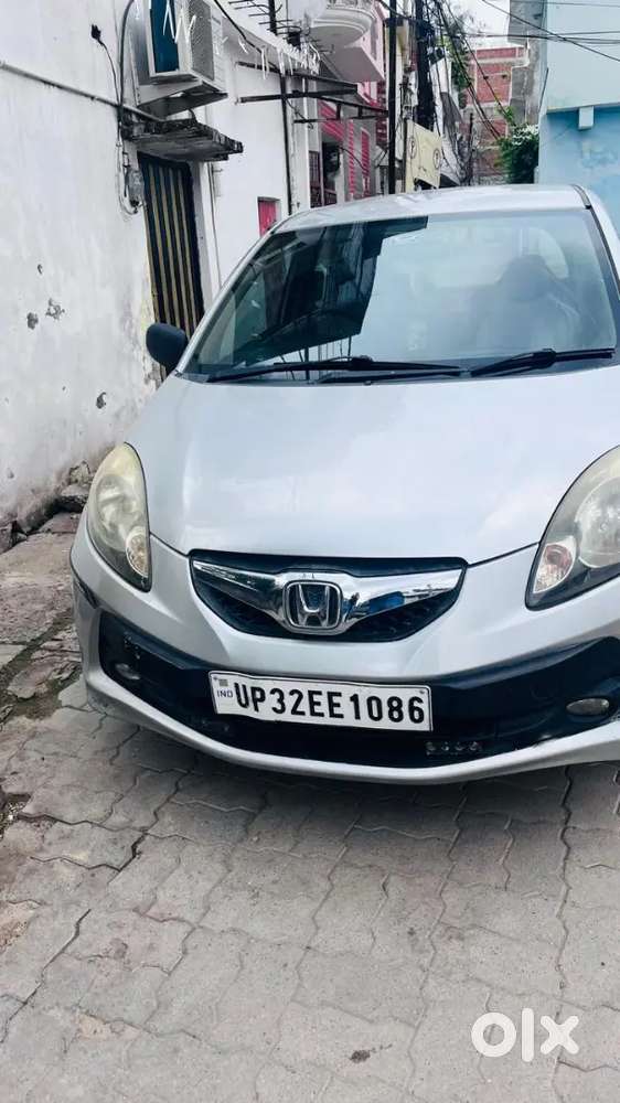 Honda Brio Petrol 2012 Mt