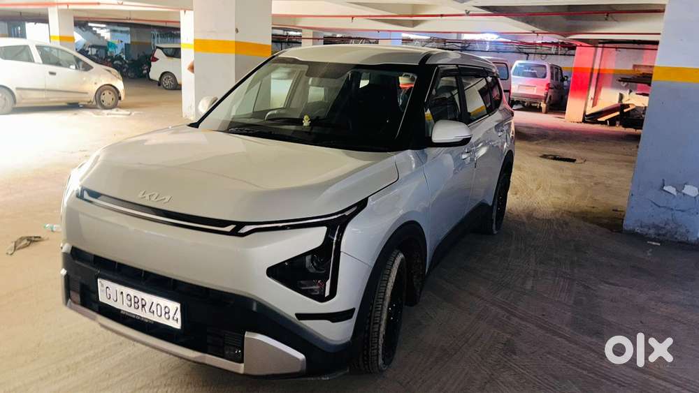 Kia Carens Clavis 2025
