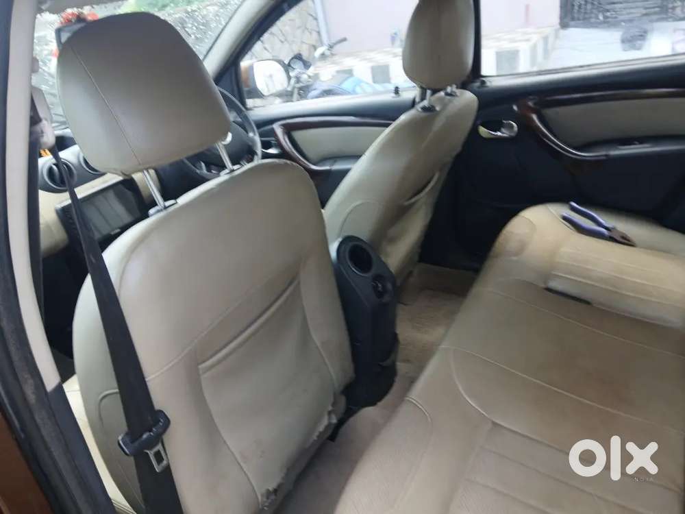 Renault Duster 2013 Diesel Well Maintained 2lakh 47thousand Km Driven