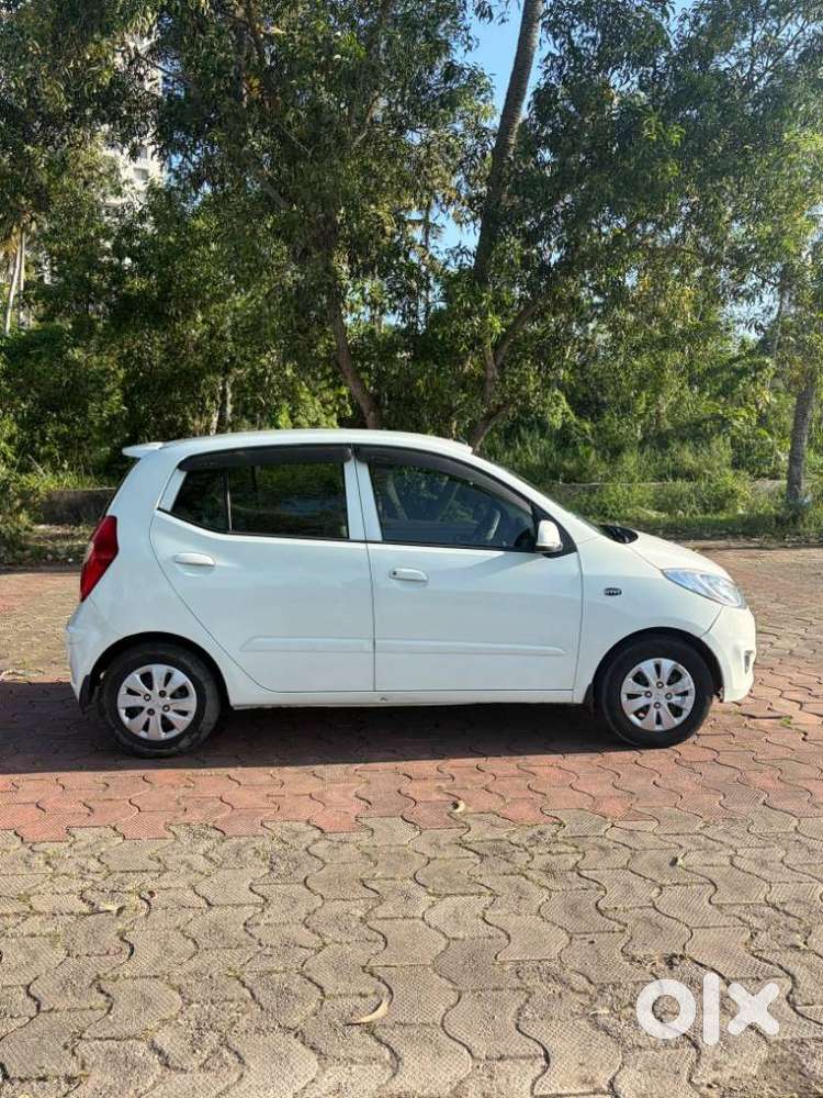 Hyundai I10 Sportz 1.1l, 2012, Petrol