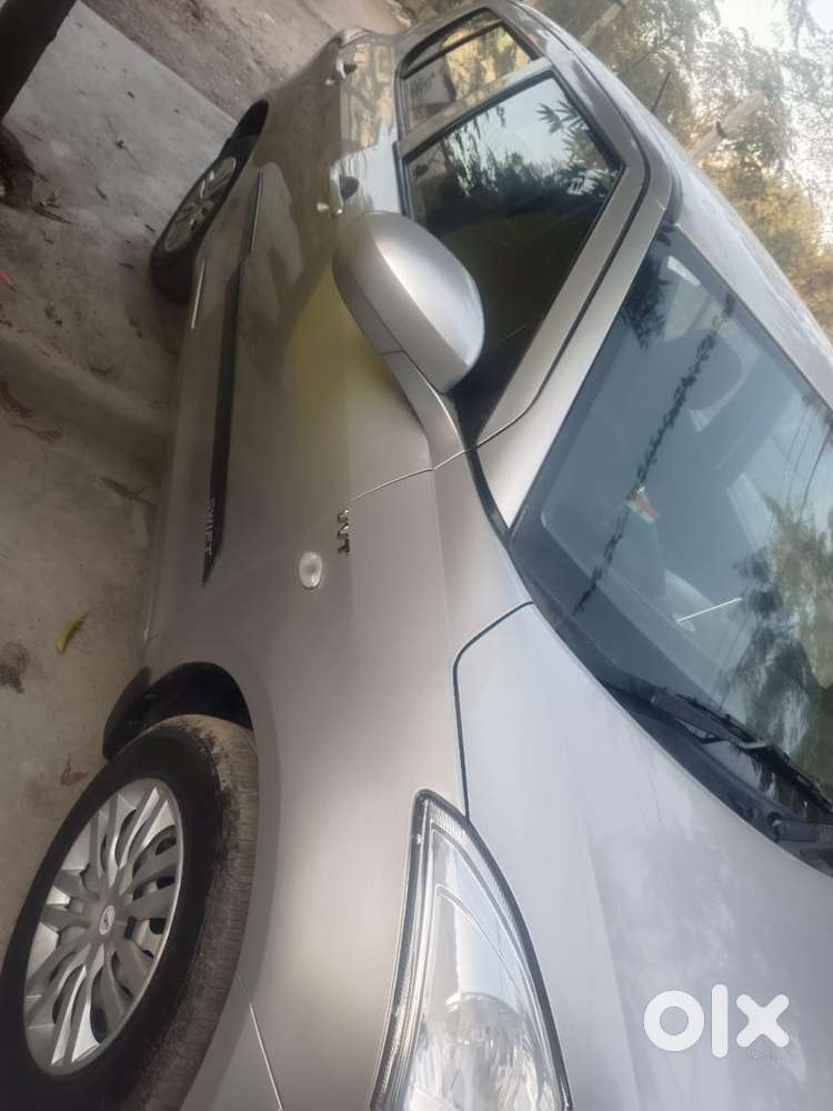 Maruti Suzuki Swift Lxi Optional-o, 2015, Petrol