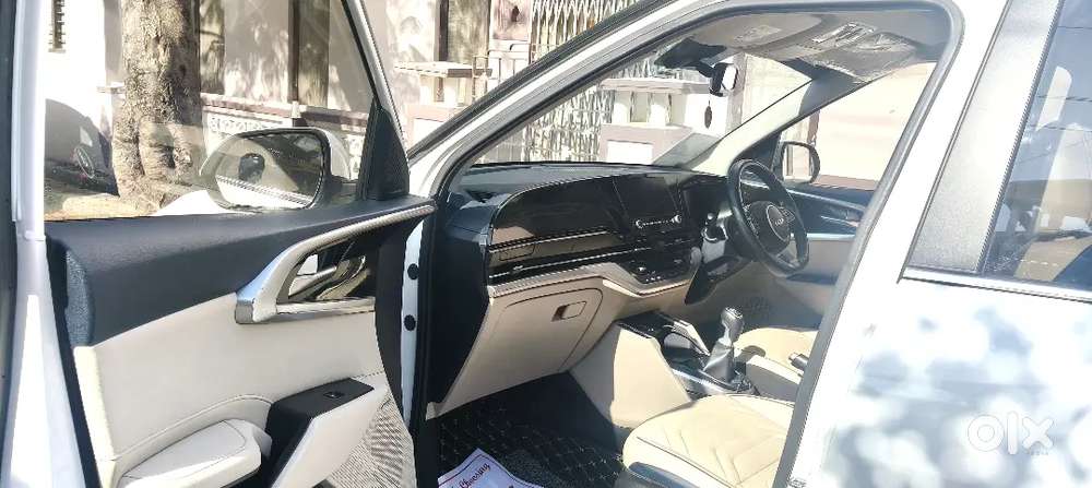 Kia Carens 2023 Diesel Manual Luxury