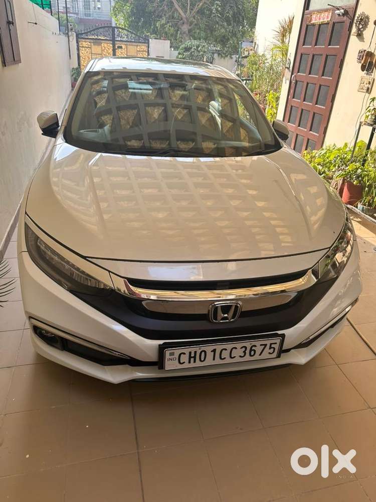 Honda CIVIC ZX 2020 Petrol, top model, in lke new showroom