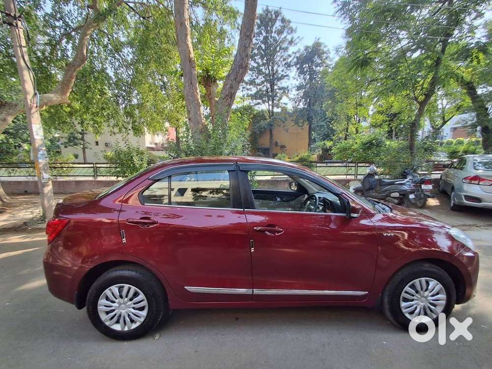Maruti Suzuki Dzire 1.2 Vxi, 2018, Petrol