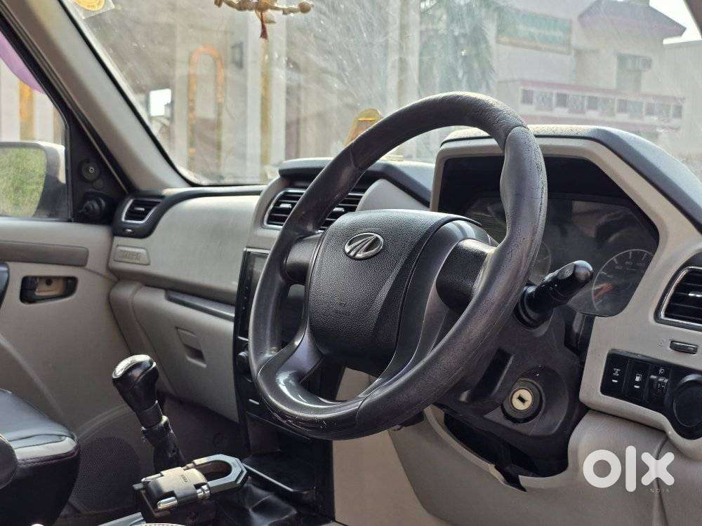 Mahindra Scorpio S6 Plus, 2017, Diesel