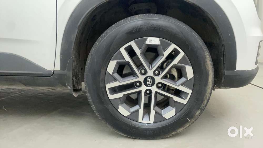 Hyundai Venue 1.0 Sx (o) Turbo Dct, 2023, Petrol
