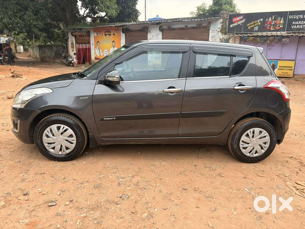 Maruti Suzuki Swift Vxi With Abs, 2017, Petrol