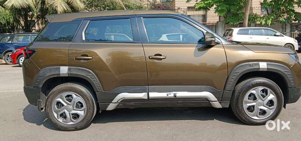 Maruti Suzuki Brezza 1.5 Vxi At Smart Hybrid, 2024, Petrol