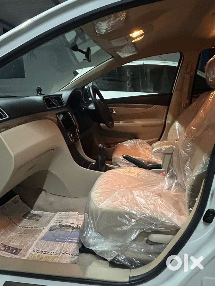 Maruti Suzuki Ciaz White Petrol Zeta Smart Hybrids