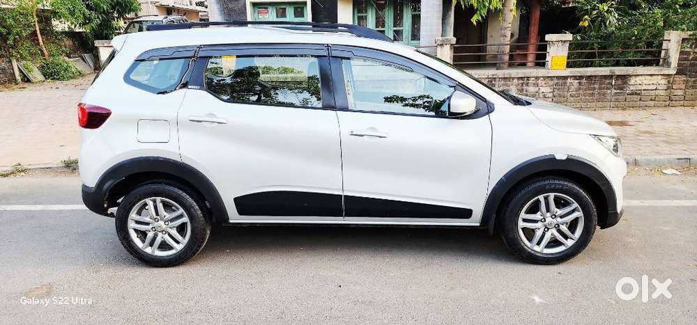 Renault Triber Rxz, 2021, Petrol