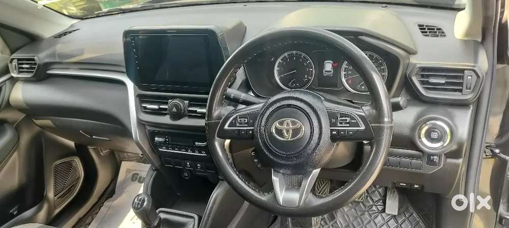 Toyota Urban Cruiser Hyryder 2025 Petrol 34505 Km Driven