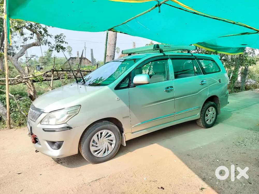 Toyota Innova 2013