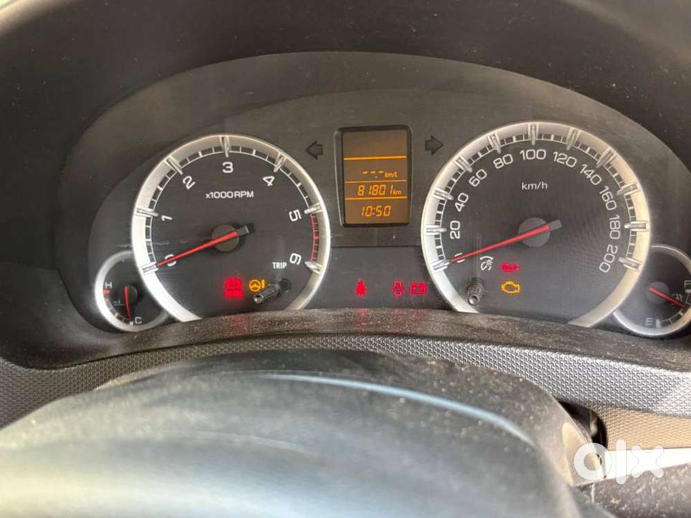 Maruti Suzuki Swift Dzire 2013