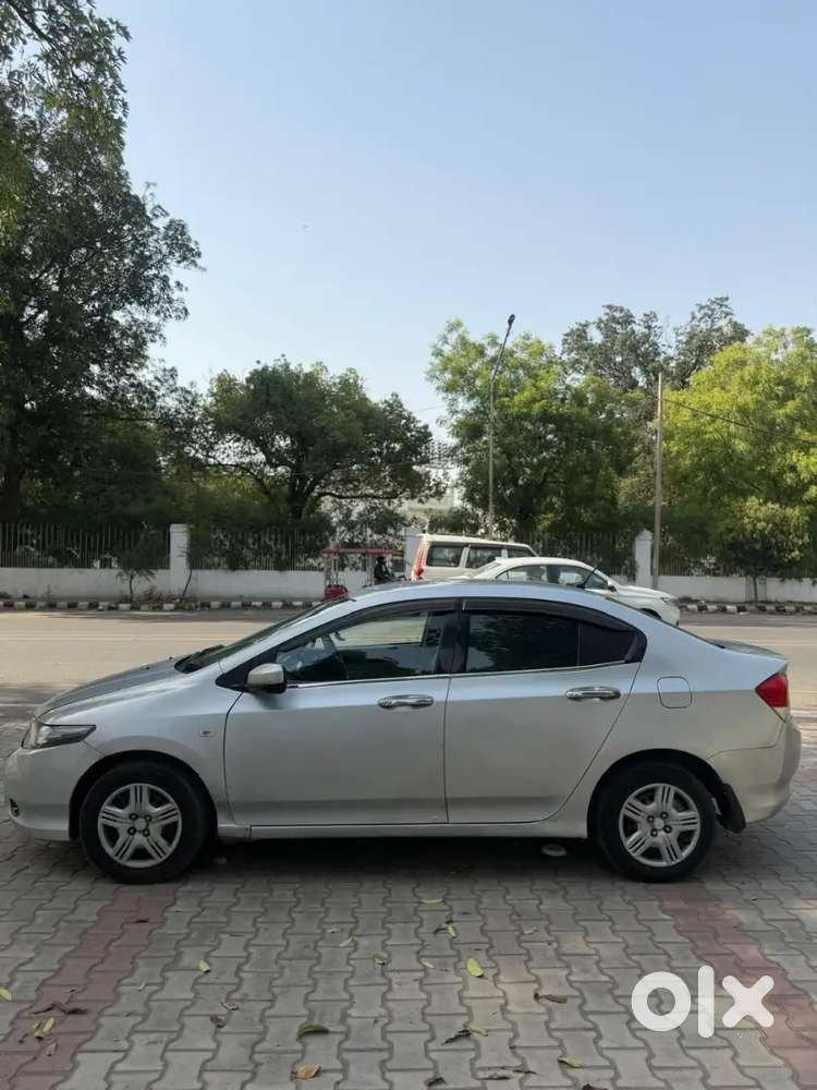 Honda City Ivtec 2011 Model Good. Condition Led Light Boofer System Ss