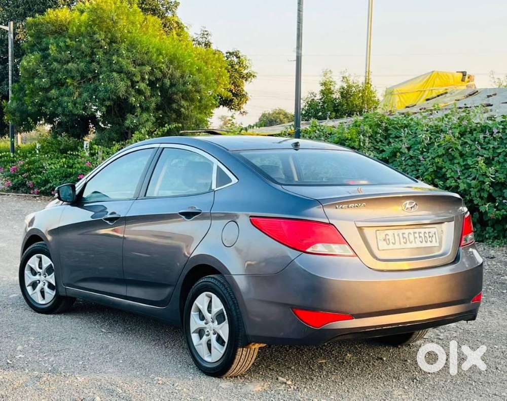 Hyundai Verna [2015-2017] Fluidic 4s 1.6 Vtvt Ex, 2016, Petrol