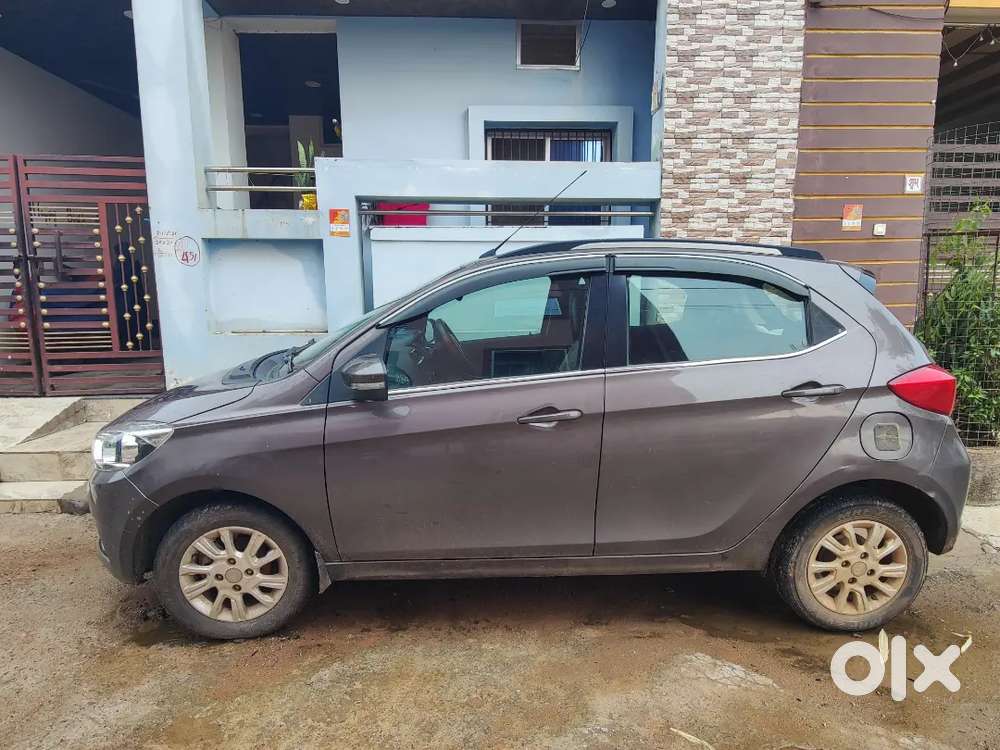 Tata Tiago Xz (petrol)