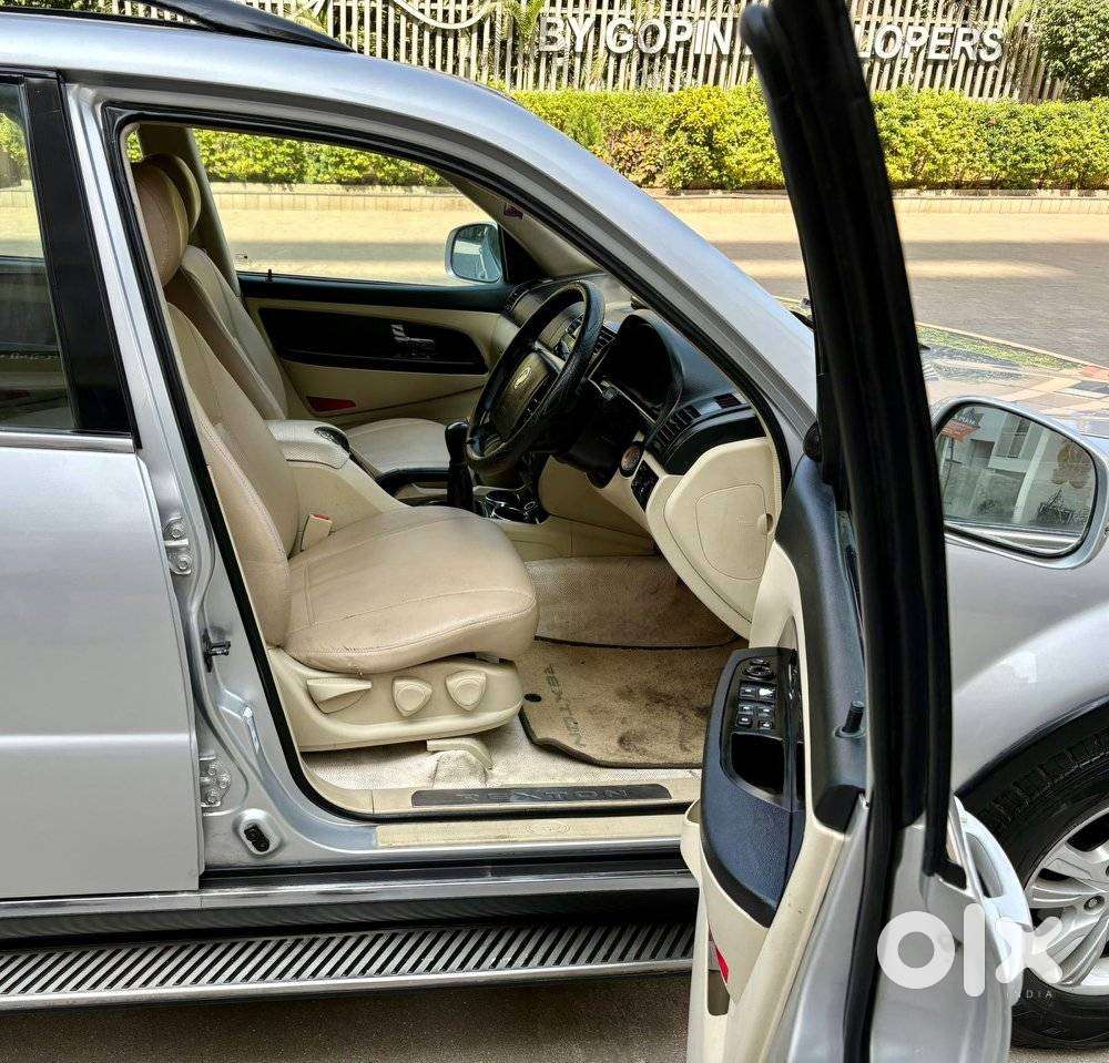 Mahindra Rexton, 2013, Diesel
