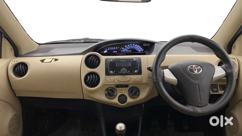 Toyota Etios Liva 1.2 V, 2017, Petrol