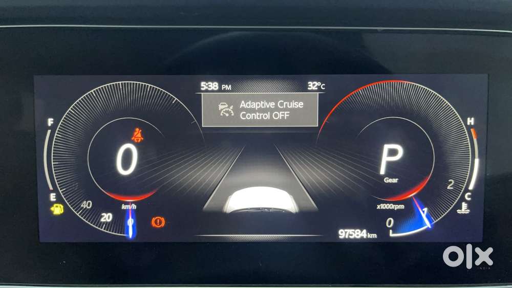 Mahindra Xuv700 2.2 Ax 7 Diesel At Luxury Pack Str, 2023, Diesel