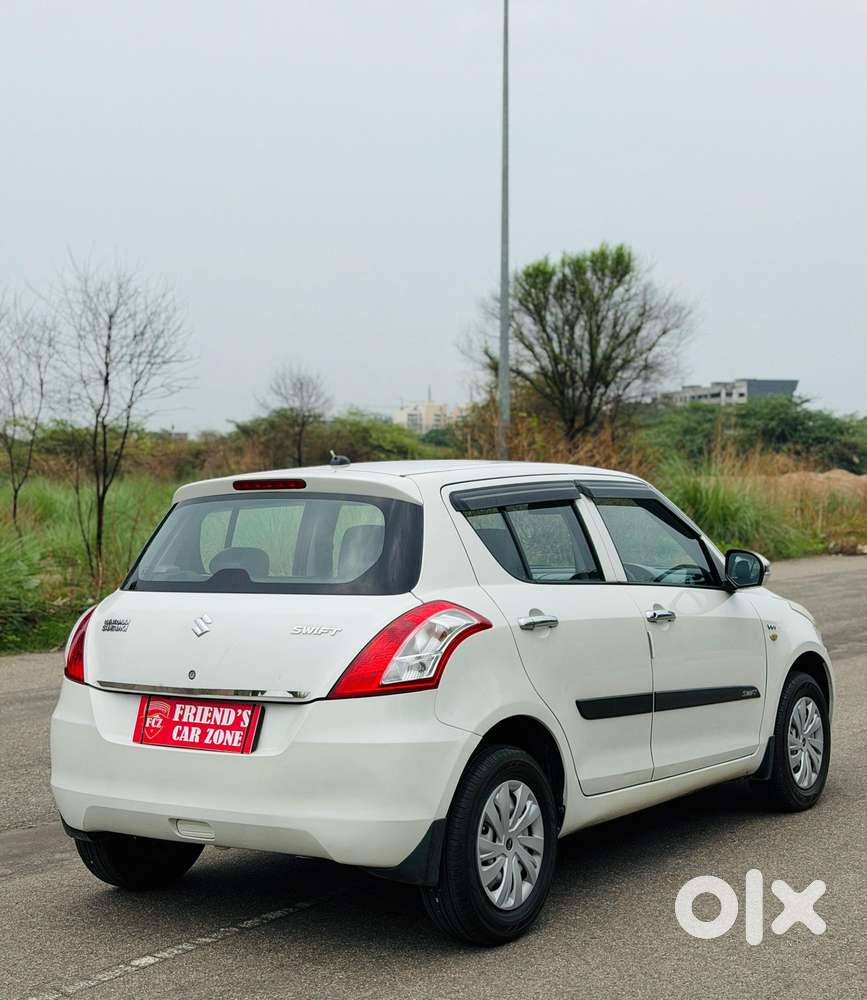 Maruti Suzuki Swift Lxi, 2016, Petrol
