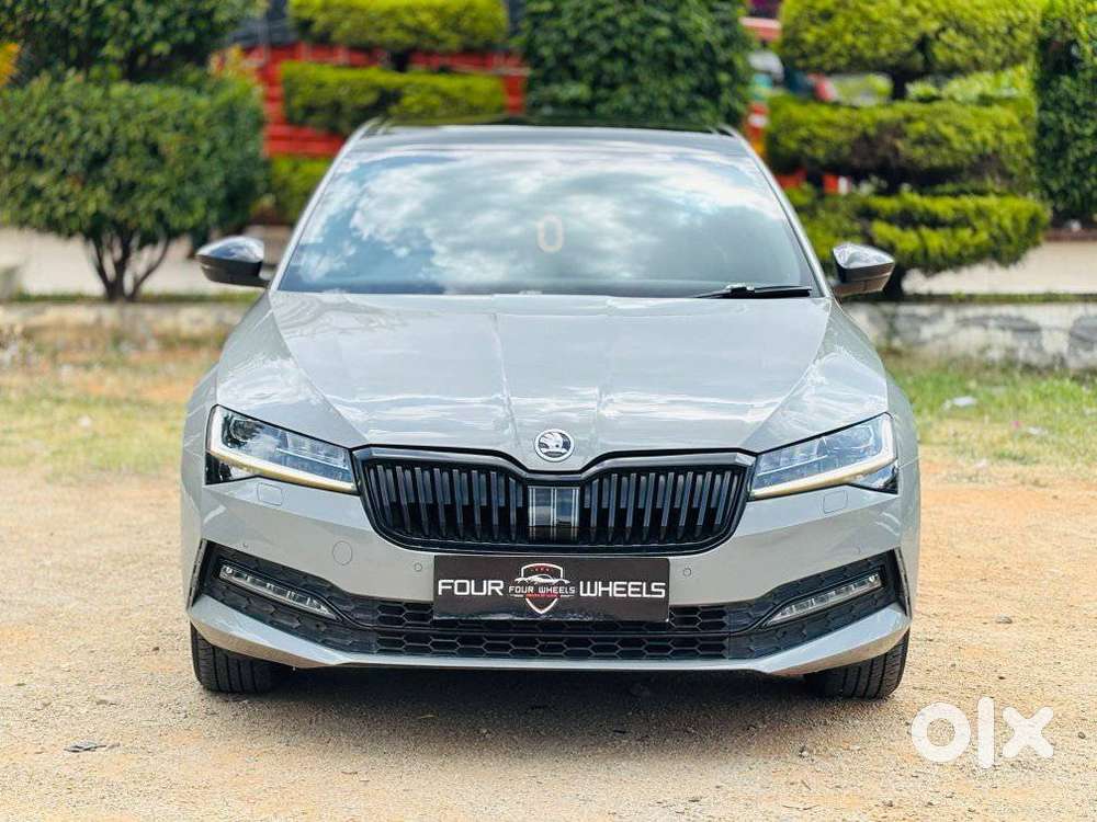 Skoda Superb 2.0 Sportline Tsi At, 2022, Petrol