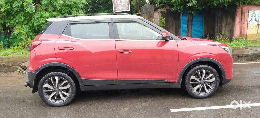 Mahindra Xuv300 W8 Option Dual Tone, 2021, Petrol