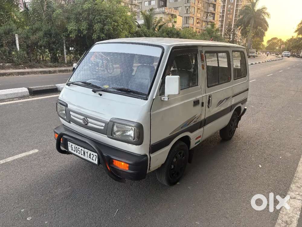 Maruti Suzuki Omni 2010