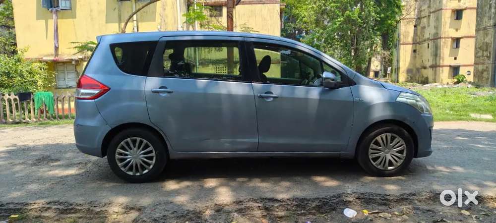 Maruti Suzuki Ertiga 2012 Diesel 78593 Km Driven.  Tax Lifetime