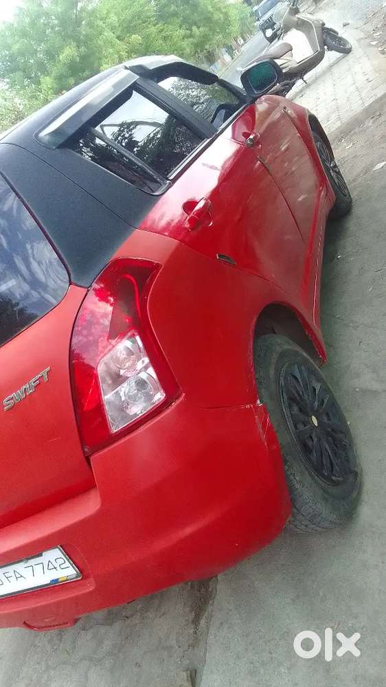 Maruti Suzuki Swift 2007 Petrol 75808 Km Driven