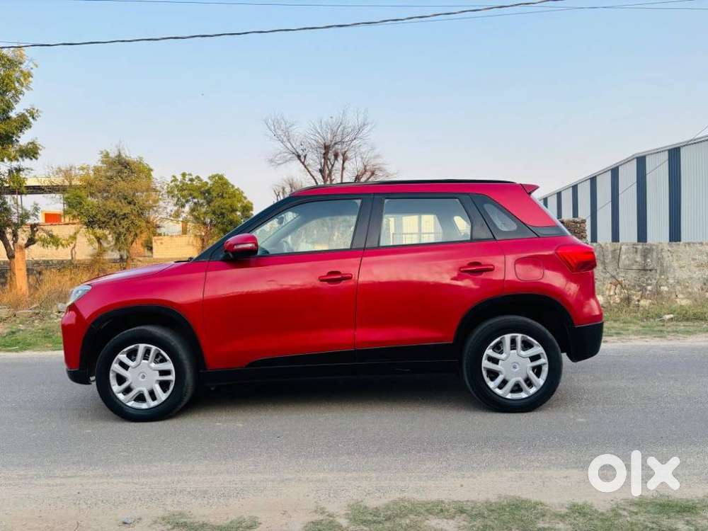 Maruti Suzuki Brezza 1.5 Vxi Smart Hybrid, 2023, Petrol