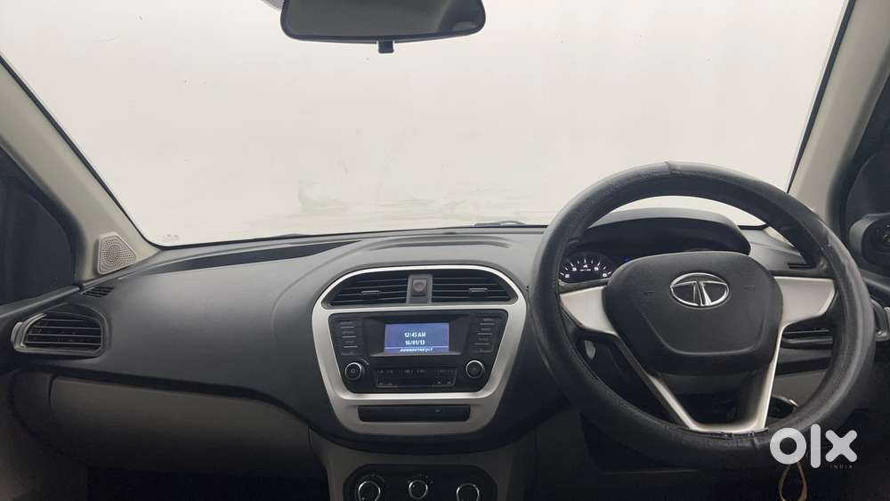 Tata Tiago 1.2 Revotron Xt, 2016, Petrol