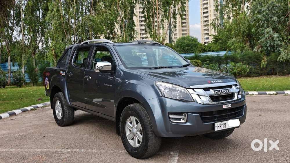 Isuzu V-cross Z 4x4 Mt, 2018, Petrol