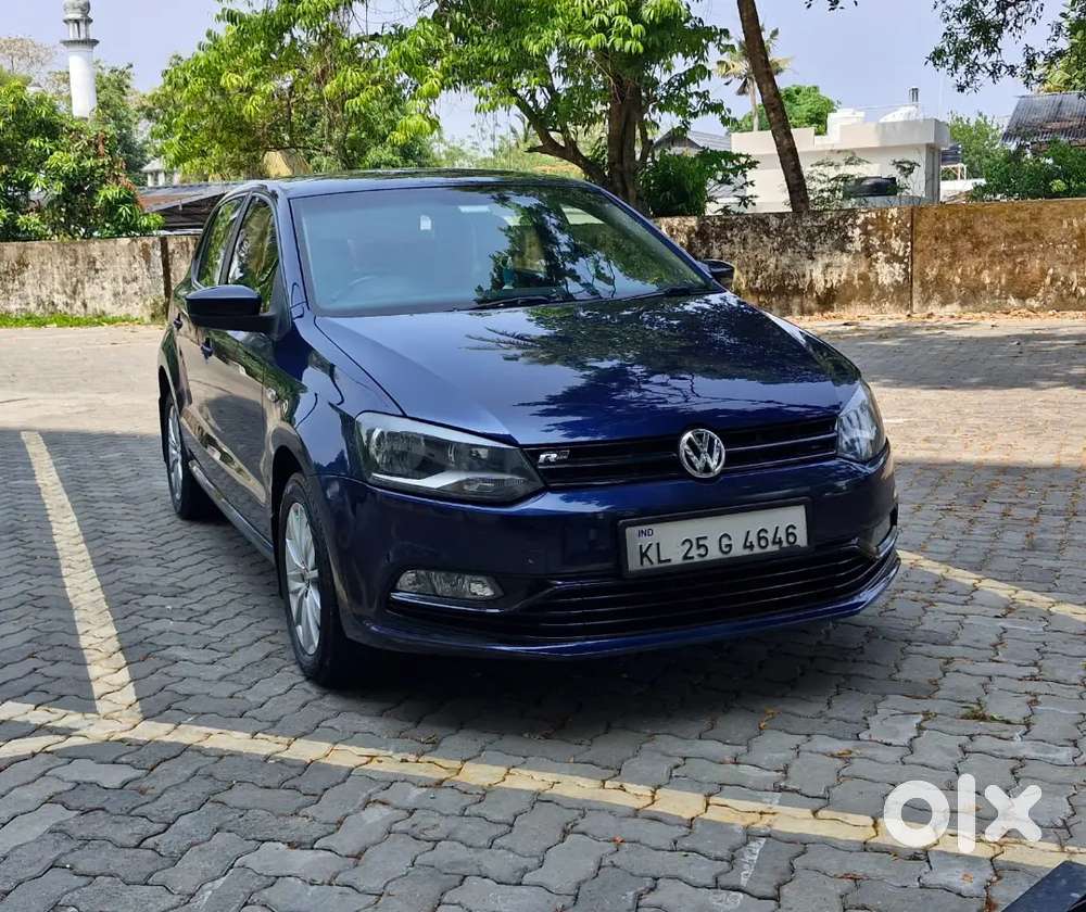 Volkswagen Polo 1.5 Tdi Highline (turbo Diesel) - 2015
