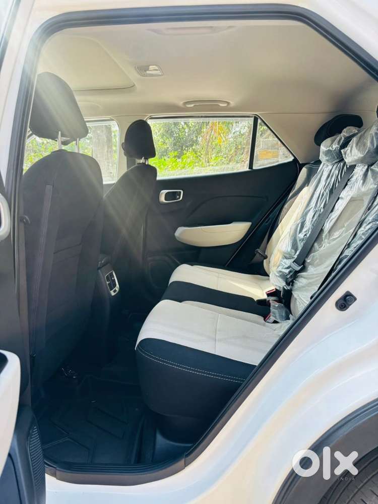 Hyundai Venue S Plus Mt 1.2 Kappa, 2024, Petrol