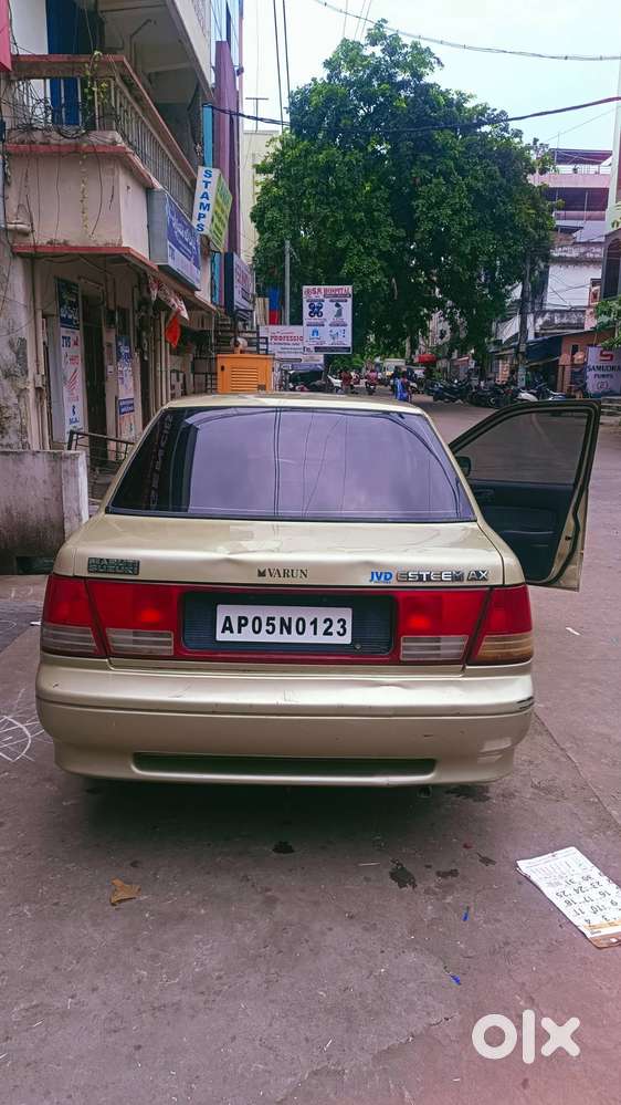 Maruti Esteem 1999