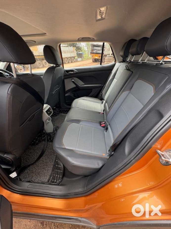 Skoda Kushaq 1.0 Tsi Style At, 2022, Petrol