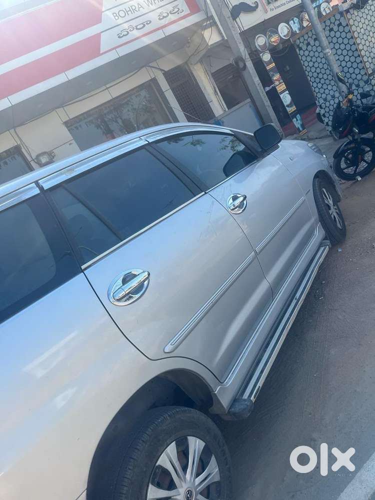 Toyota Innova Diesel 2014