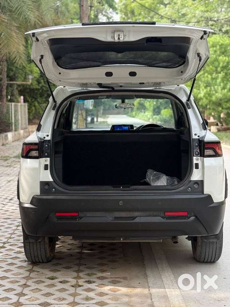 Maruti Suzuki Brezza 1.5 Vxi Cng, 2024, Petrol