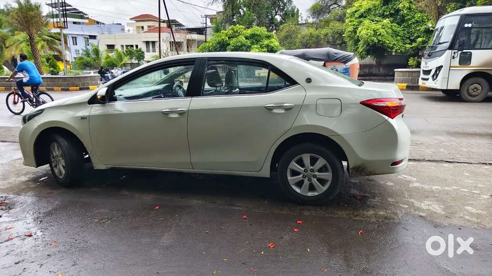 Toyota Corolla Altis 2016