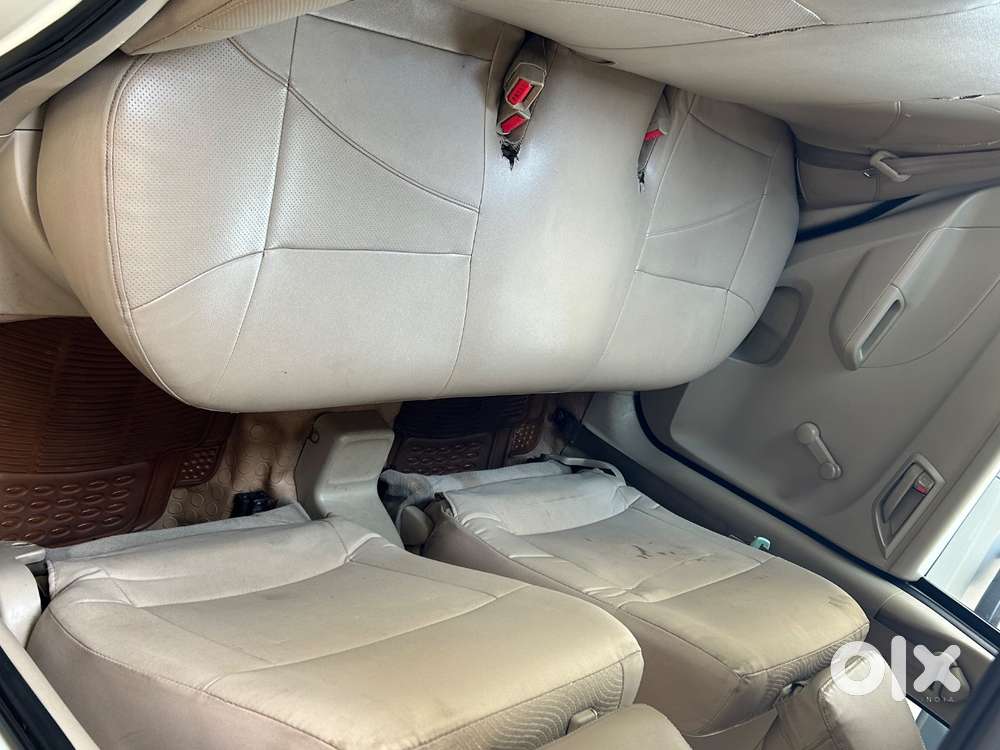 Pearl White Dzire Diesel Car For Sale