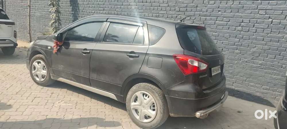 Maruti Suzuki S Cross 2021 Petrol 30000 Km Driven