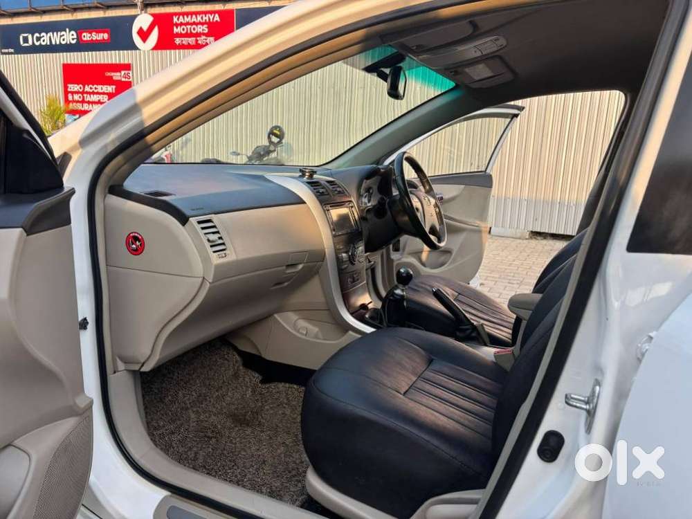 Toyota Corolla Altis 2010-2013 G, 2012, Petrol