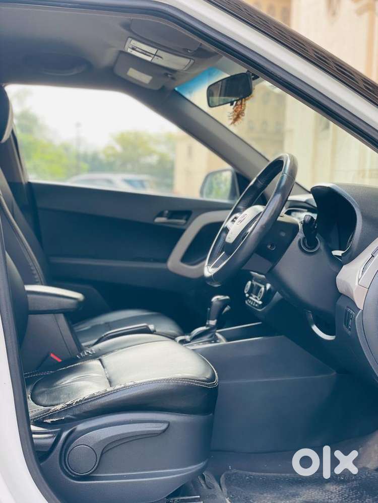 2017 Hyundai Petrol Automatic - 74,774 Km Driven
