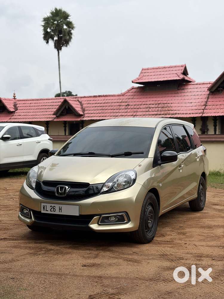 Honda Mobilio 1.5 S I-vtec Mt, 2015, Petrol