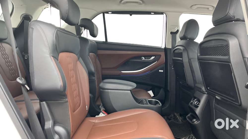 Hyundai Alcazar 2.0 Signature (o) Petrol At 6 Str, 2021, Petrol