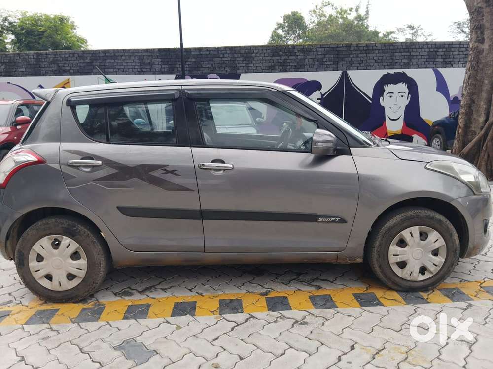 Maruti Suzuki Swift Vvt Vxi, 2014, Petrol