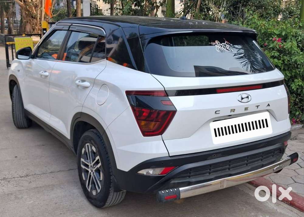 White Creta Diesel Jan2023 Model 24500kms 1st Owner