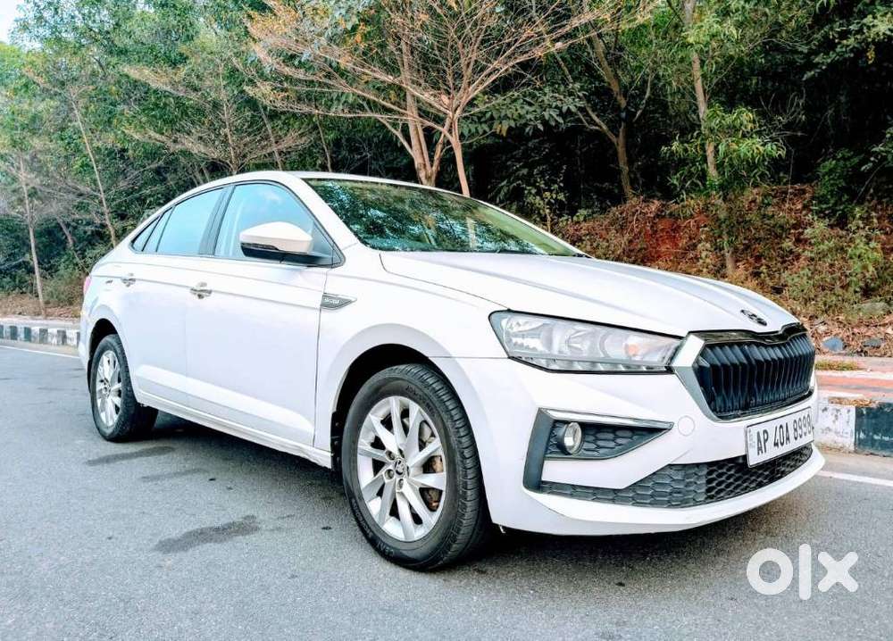 Skoda Slavia Ambition 1.5l Tsi Mt, 2023, Petrol